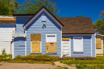 Emergency Board Up Service in Denver, CO
